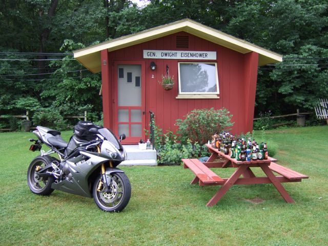 2006_0624-camp_meade0021.jpg - The morning after (Nan's new ride)